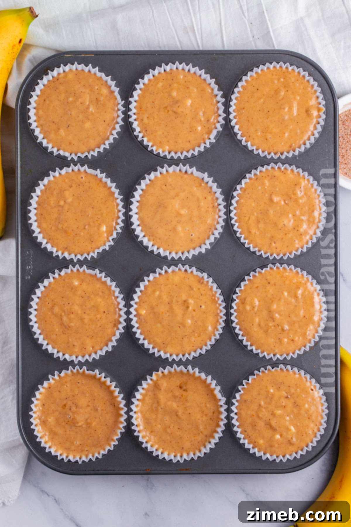 How to make banana pumpkin muffins step-by-step