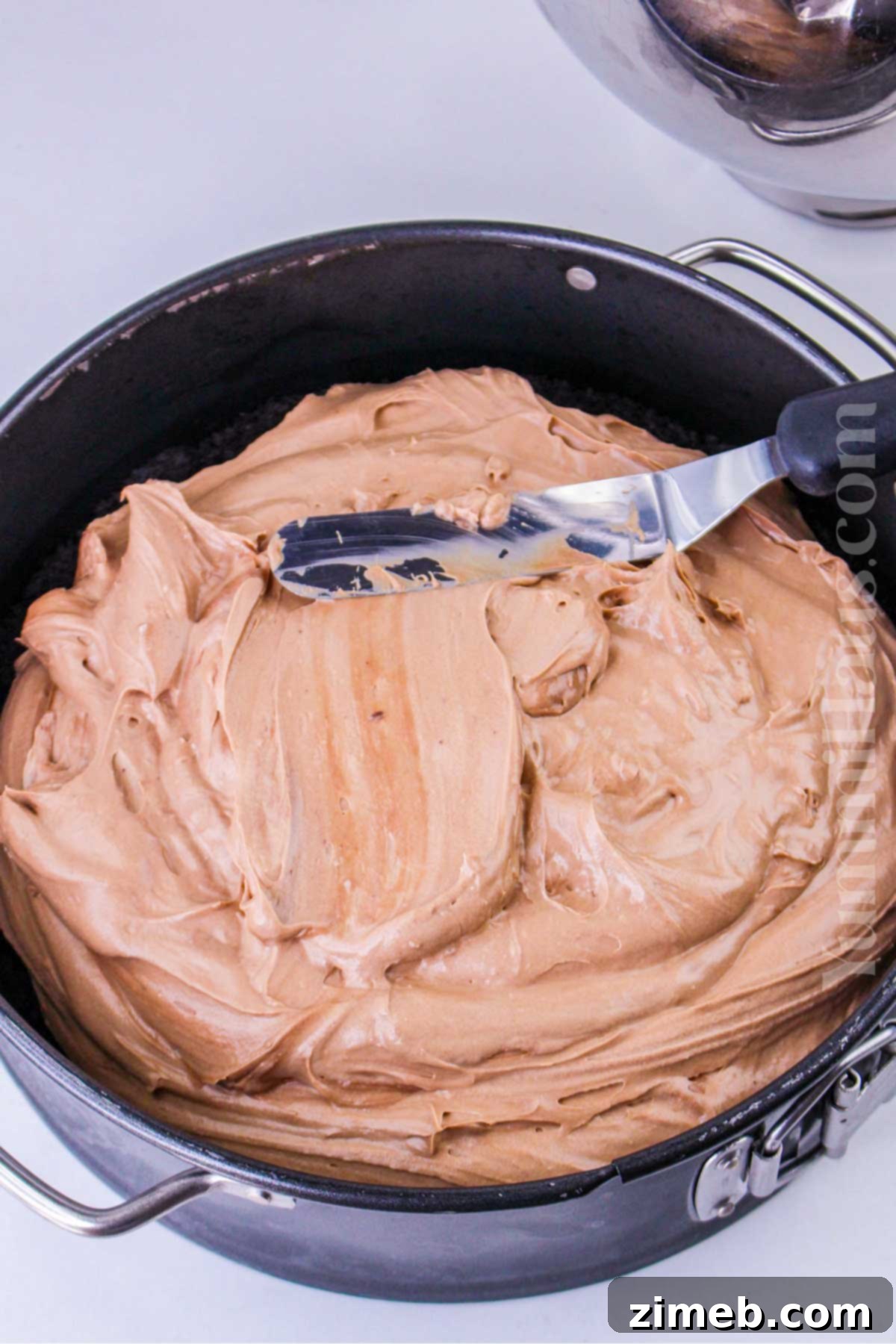 Step-by-step guide to making No-Bake Chocolate Cheesecake