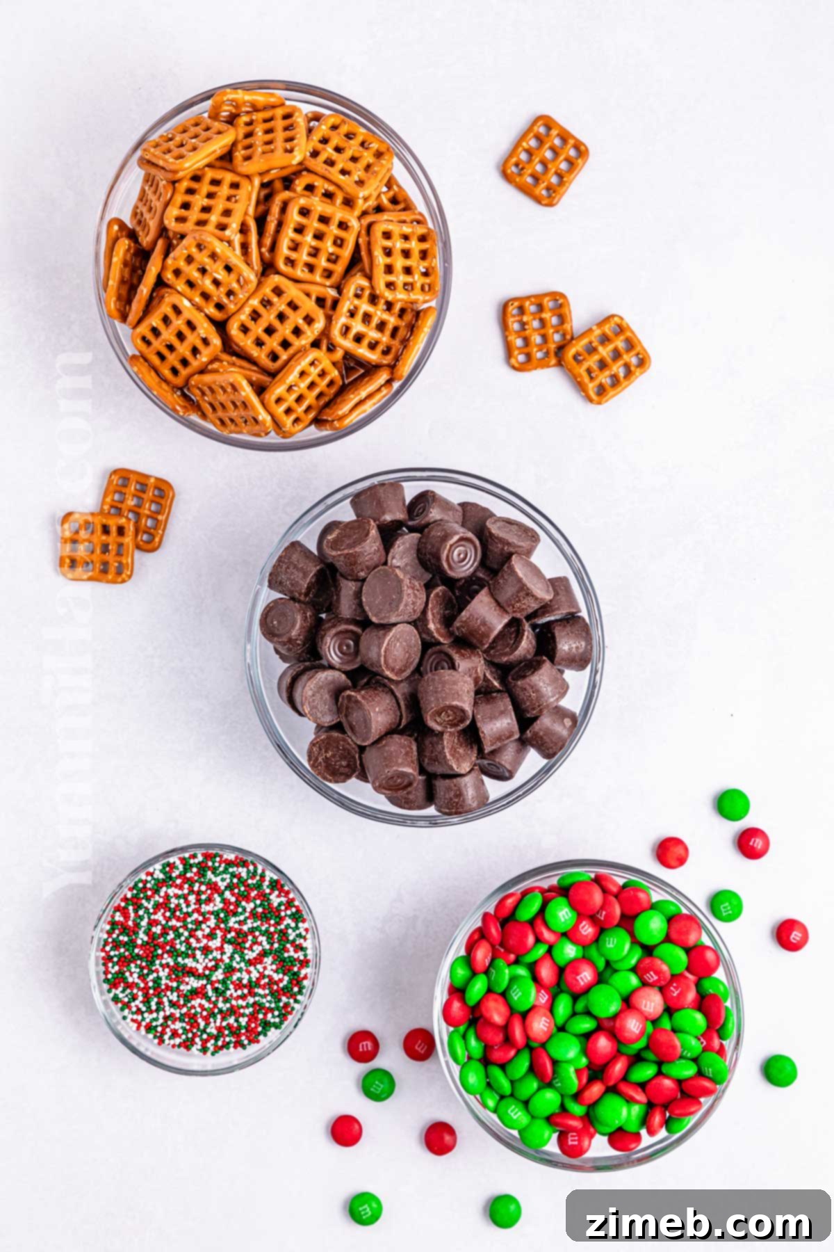 Christmas Rolo Pretzel Ingredients for Easy Holiday Baking