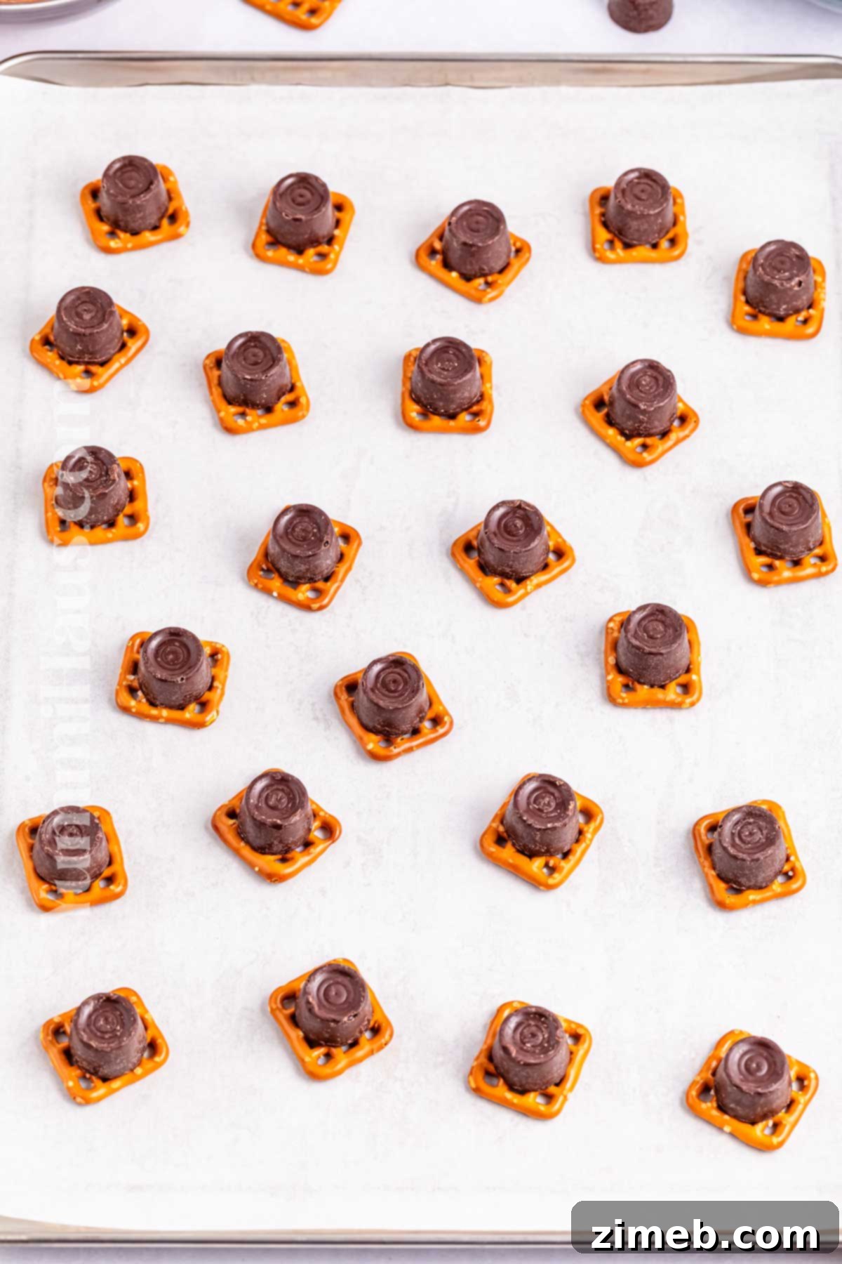 How to Make Christmas Rolo Pretzels Step-by-Step