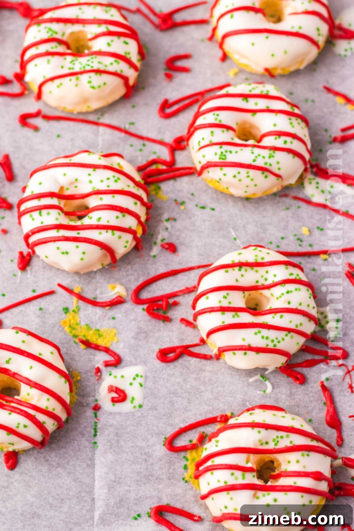 Yuletide Donuts 14 how to make Christmas Doughnuts