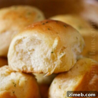 Sweet Hawaiian Bread Rolls recipe