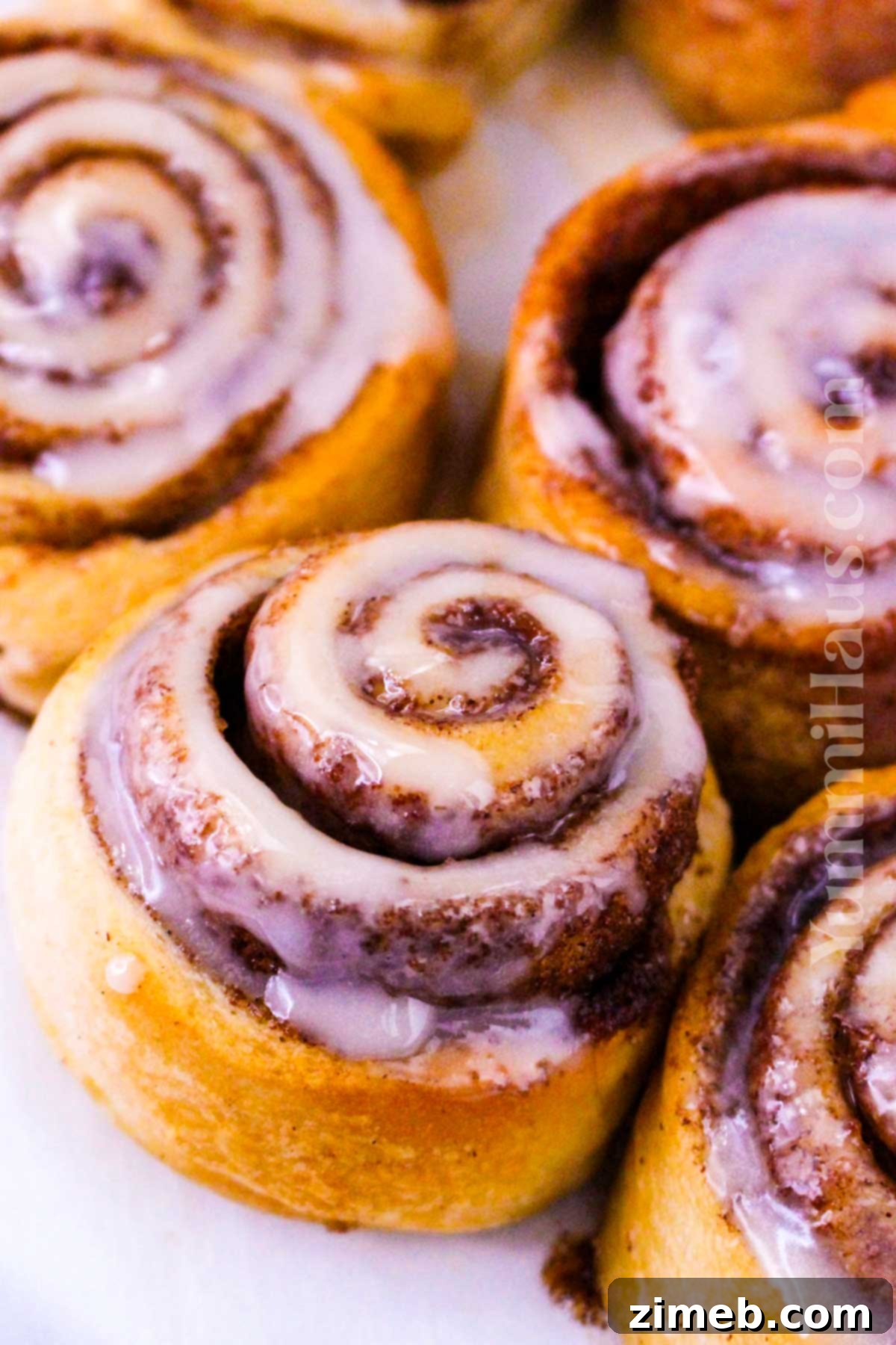Easy Air Fryer Cinnamon Rolls 10 sweet air fried breakfast recipe