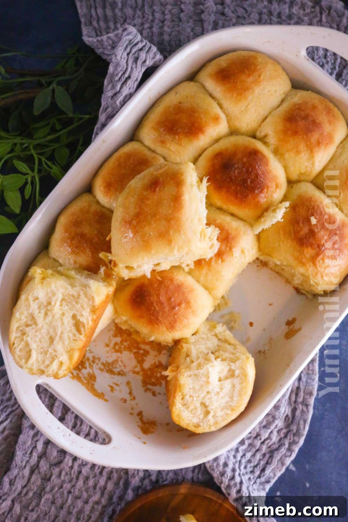 Sweet Hawaiian Buns 8 Hawaiian bread rolls for dinner
