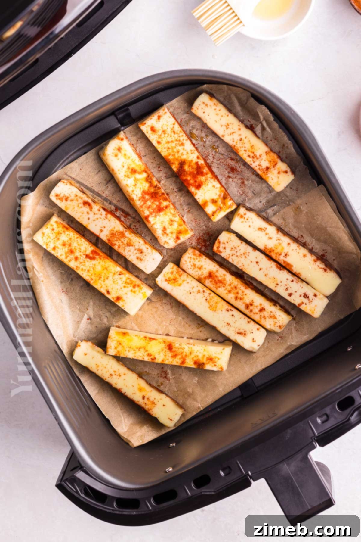 Crispy Air Fryer Halloumi 6 cooking the cheese in the air fryer to perfection