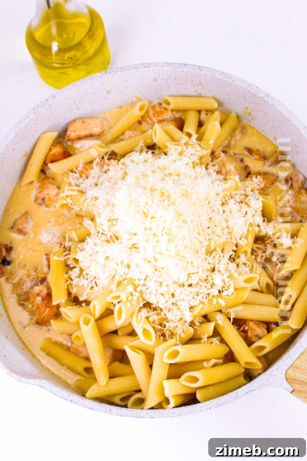 Creamy Chicken and Bacon Pasta 7 Comforting Chicken and Bacon Pasta dinner