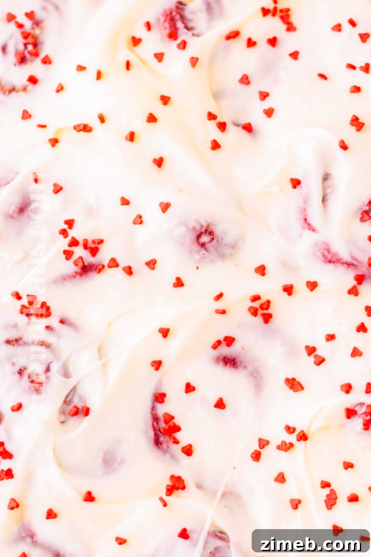 frosting on red velvet rolls