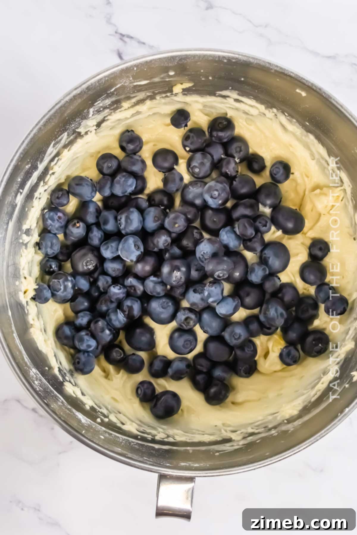 Zesty Blueberry Delight Cupcakes 5 how to make Lemon Blueberry Cupcakes