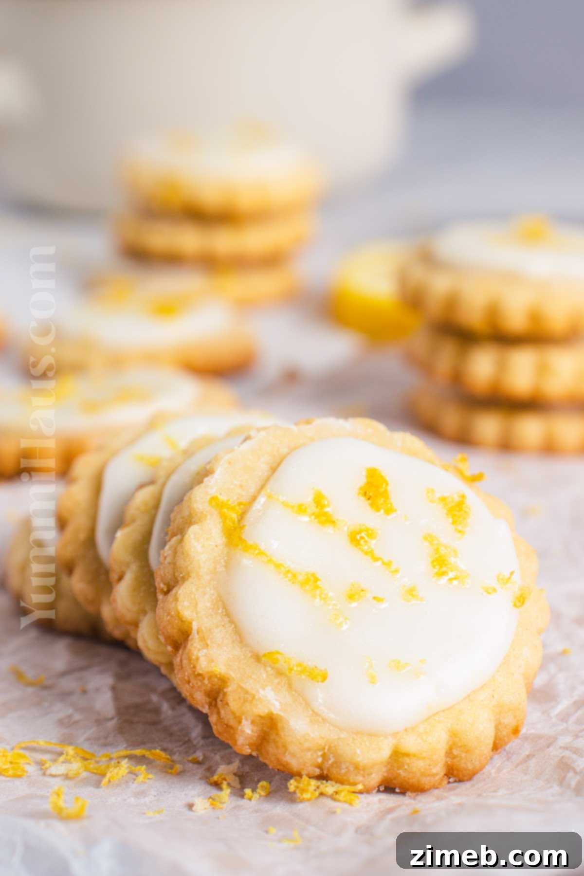 Sunshine Lemon Shortbread 14 Sweet treats featuring frosted lemon shortbread cookies for spring