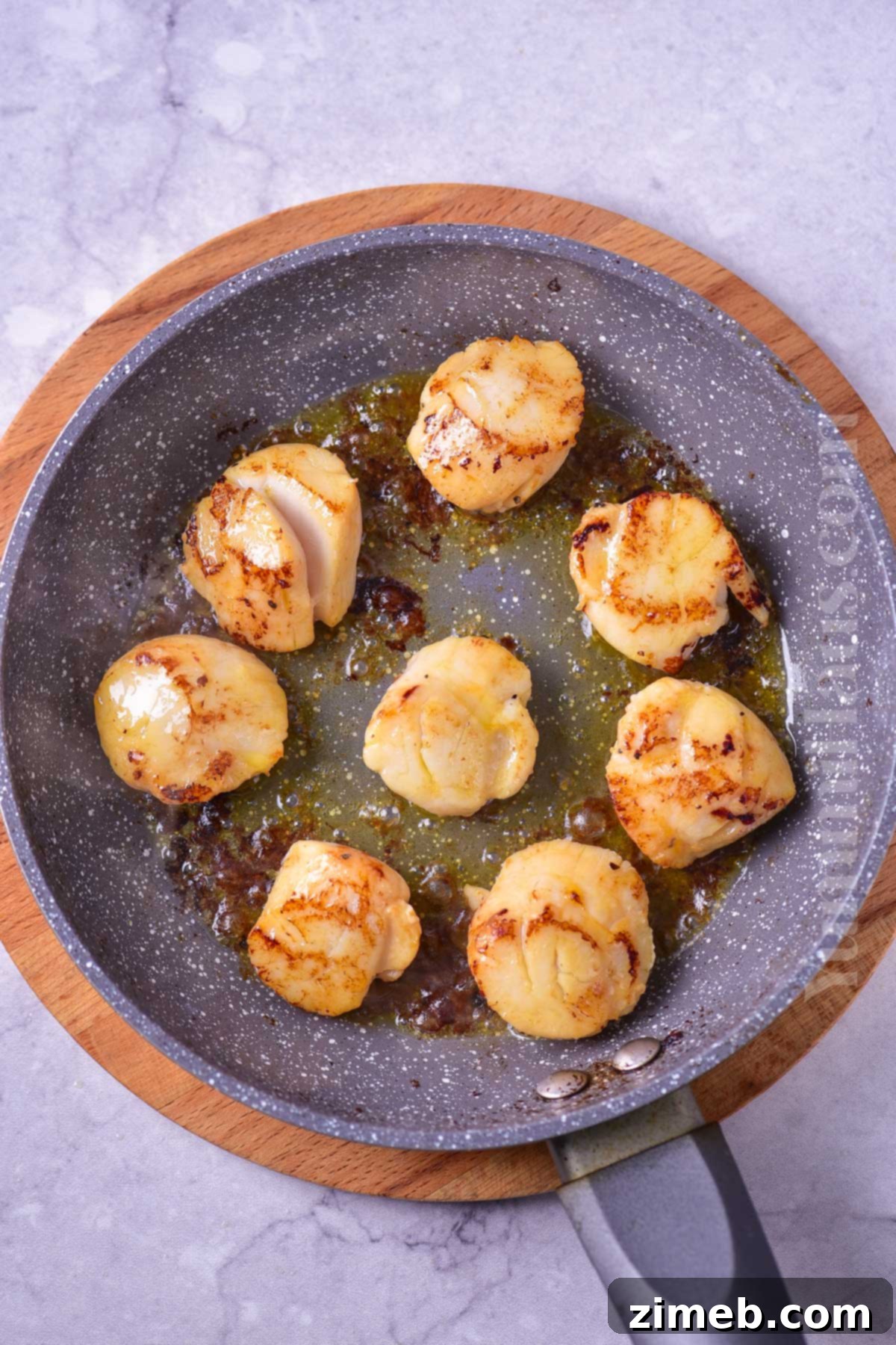 Step-by-step guide on how to make seared scallops