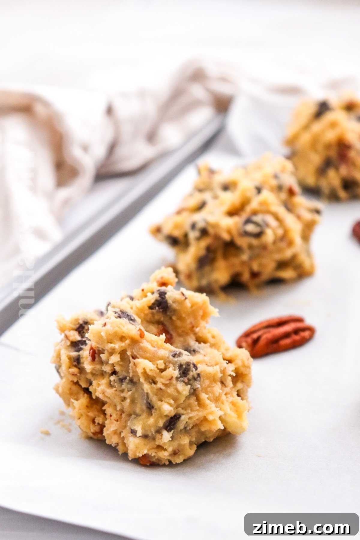 Levain's Giant Gooey Cookies 8 how to make Levain Bakery Cookies