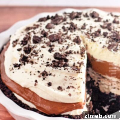 no-bake dessert with Oreo cookies