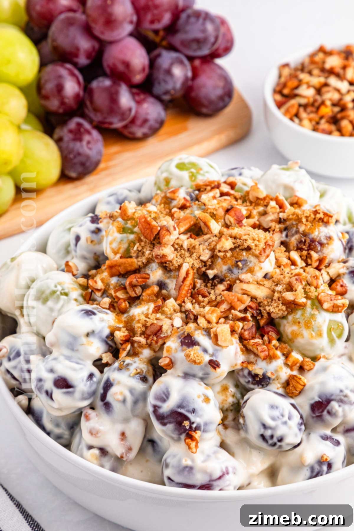 Creamy Grape Salad Delight 14 Easy side dish for summer parties - Creamy Grape Salad.