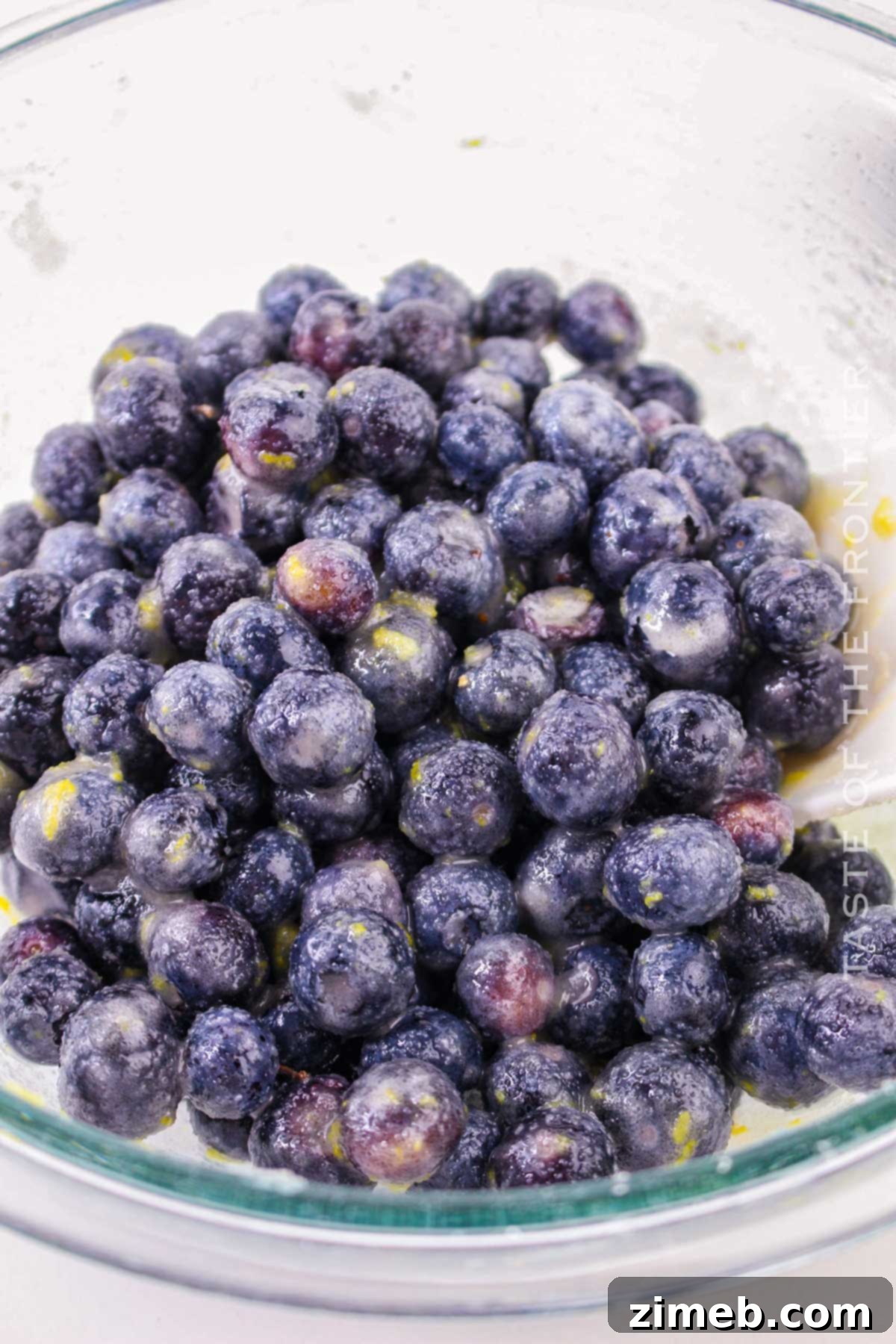 how to make Mini Blueberry Pies
