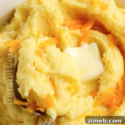 Mashed Potatoes with Cheese