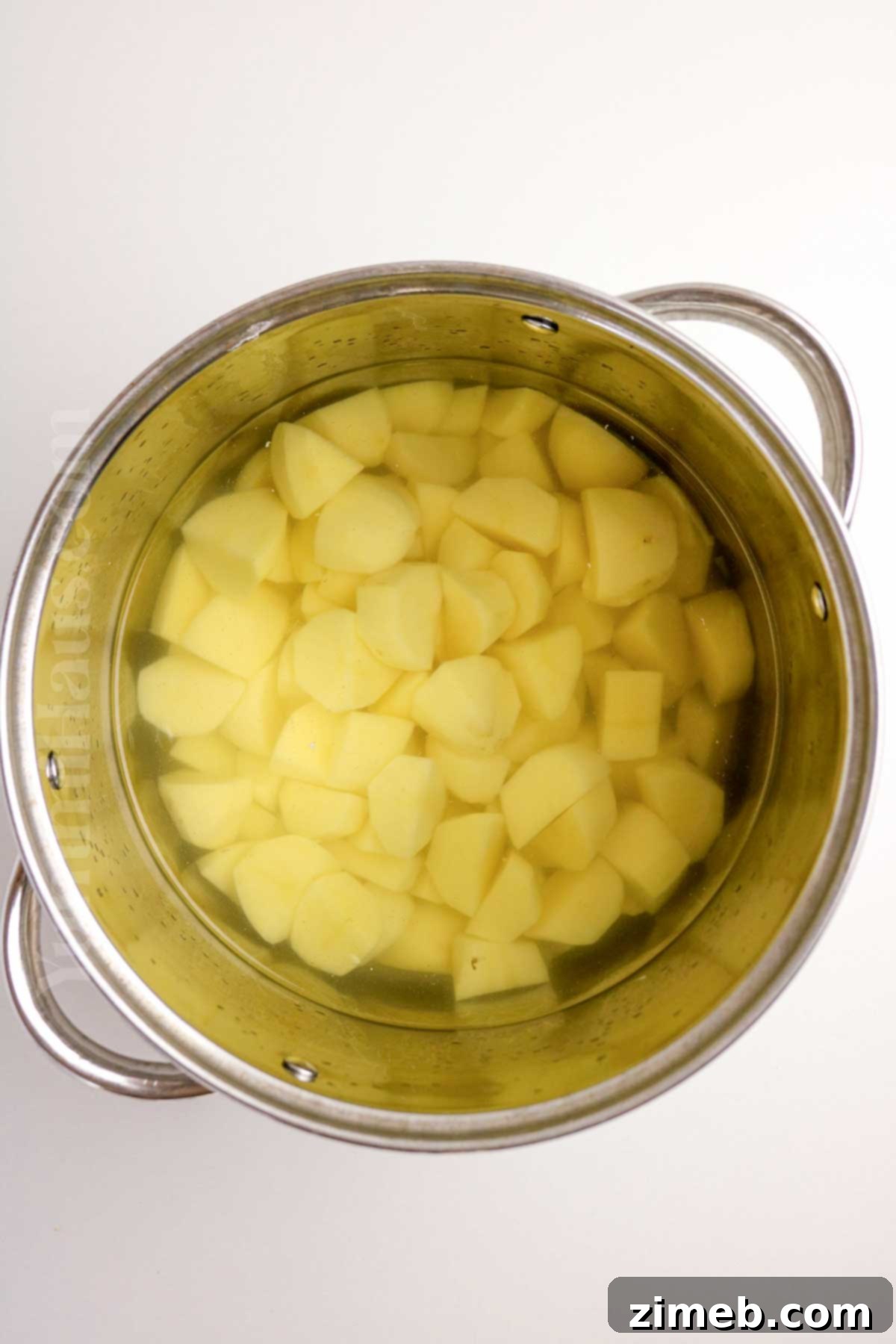 Freshly boiled potatoes for mashing
