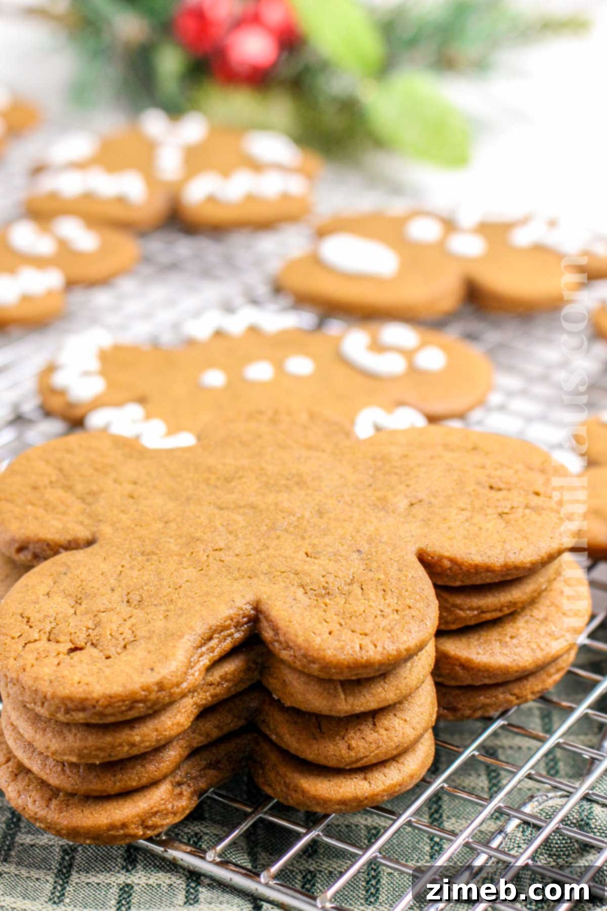 Spiced Gingerbread Delights 10 Simple gingerbread cookies baked and ready