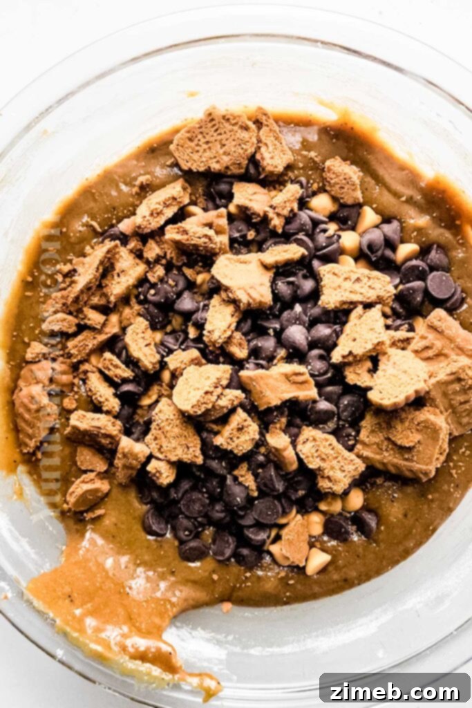 Speculoos Swirl Brownies 6 How to make Biscoff Brownies with a delicious swirl