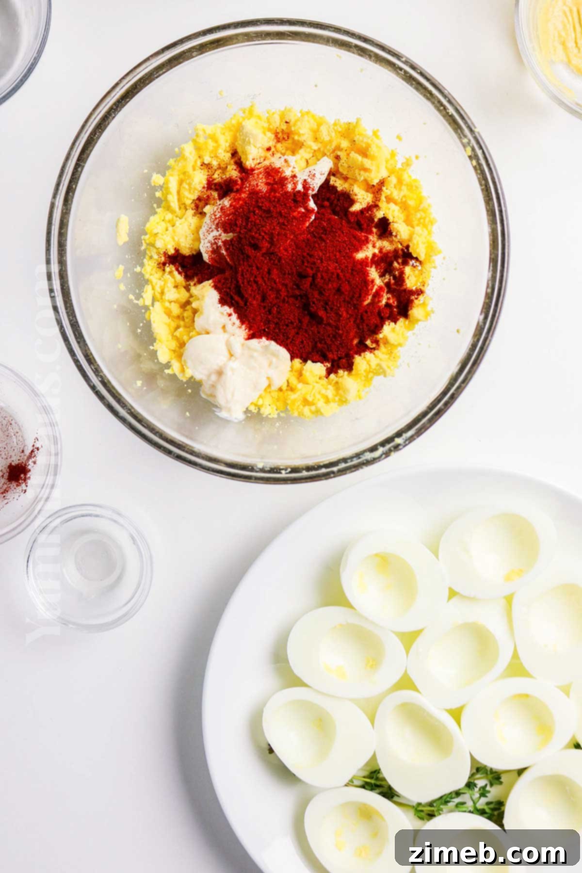 Festive Thanksgiving Deviled Eggs 6 filling for eggs