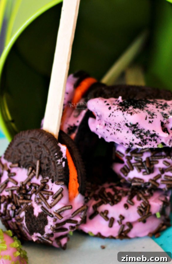 Monster Oreo Pops 6 How to make decorated Halloween Oreos with sprinkles