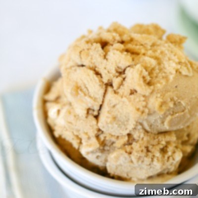 Caramel Macchiato Swirl Ice Cream 4 Caramel Macchiato Ice Cream with a perfect scoop