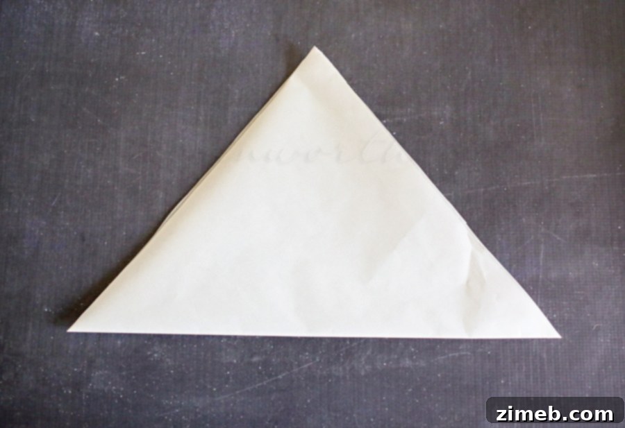 Parchment Decorating Bag {Tutorial}