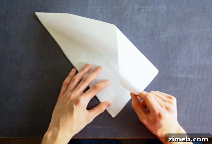 Parchment Decorating Bag {Tutorial}