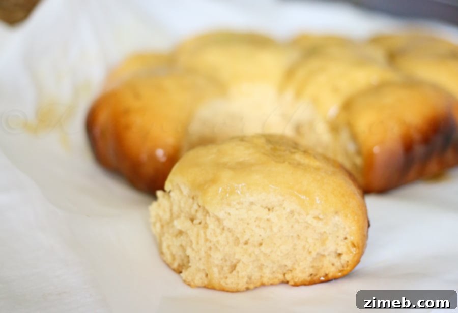 Fluffy Slow Cooker Dinner Rolls, perfect for Thanksgiving