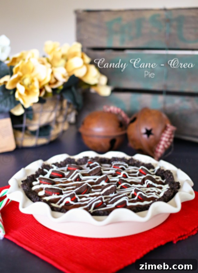 Peppermint Oreo Dream Pie 4 Close-up of Candy Cane Oreo Pie Slice