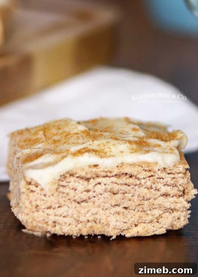 Frosted Sugar Cookie Bars - Cinnamon Roll Sugar Cookie Bars Close Up