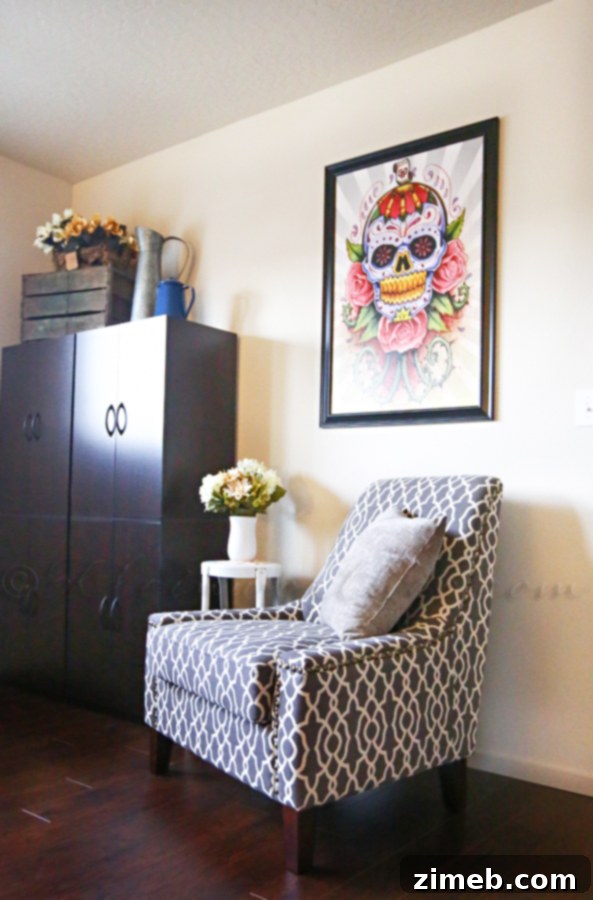Venice Beach Artists Loft Retreat 4 Eclectic Artist Studio with Relaxing Nook and Creative Storage