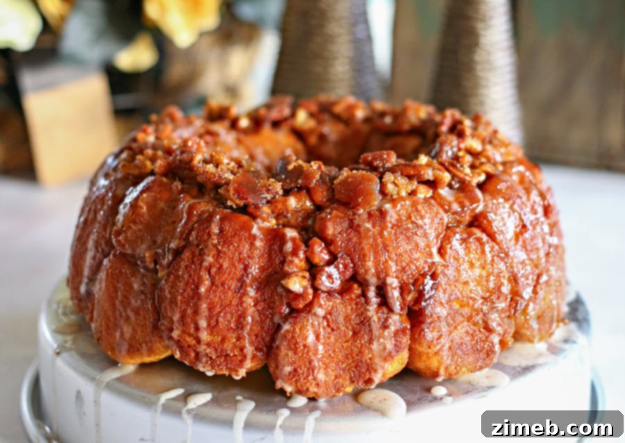 Festive Cinnamon Pull-Apart Delight 3 Holiday Spice Monkey Bread