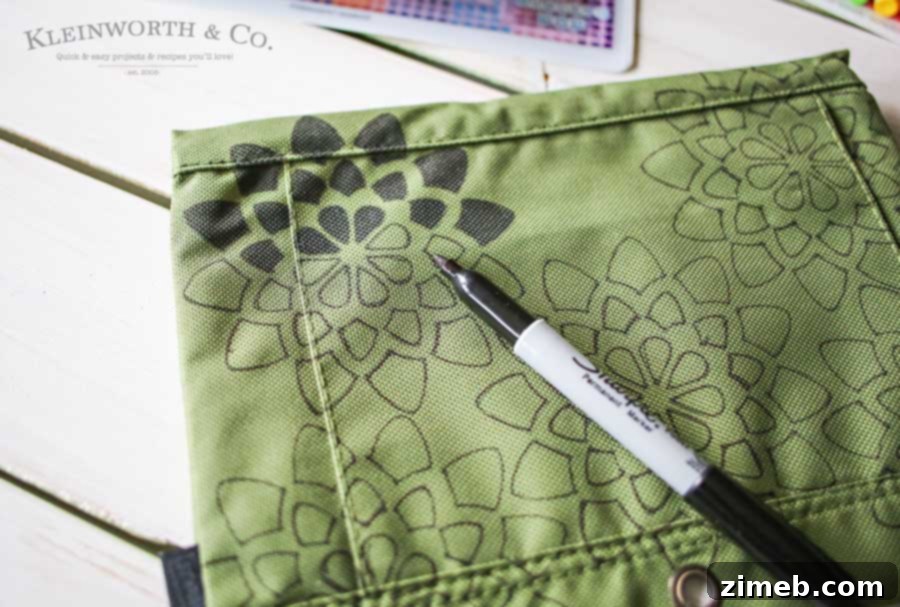 Stenciled Flower Outline on Pen Pouch