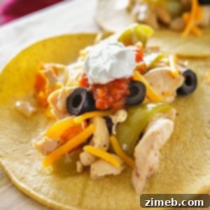 Easy Slow Cooker Chicken Fajitas