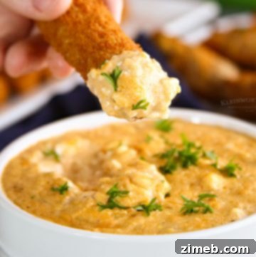Slow Cooker Buffalo Queso Dip Recipe