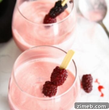 Blackberry Cream Mimosa Recipe Image