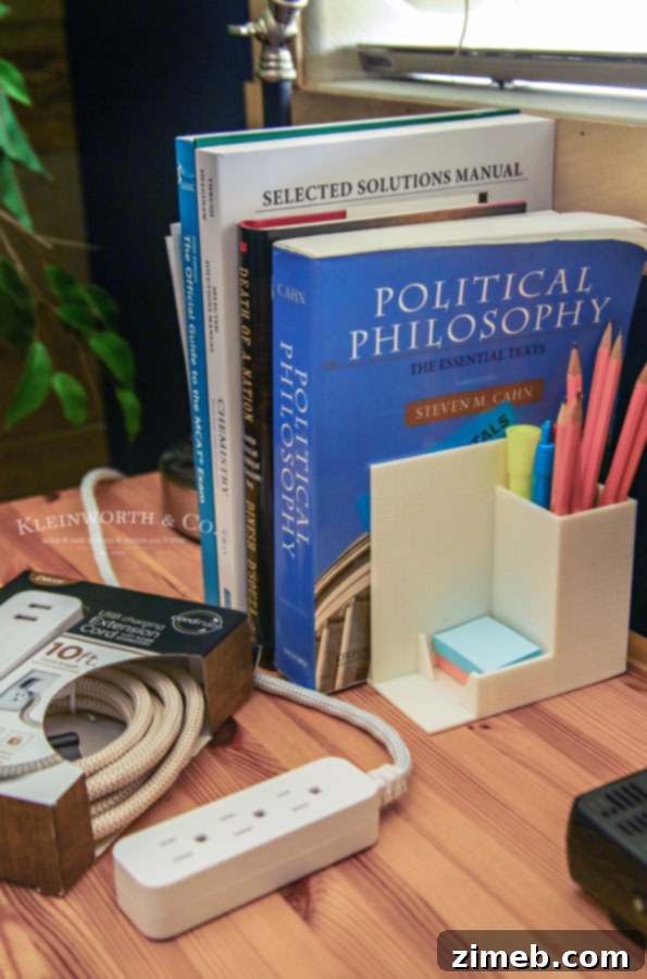 Modern ideas for desk organization, showcasing a neat and functional setup