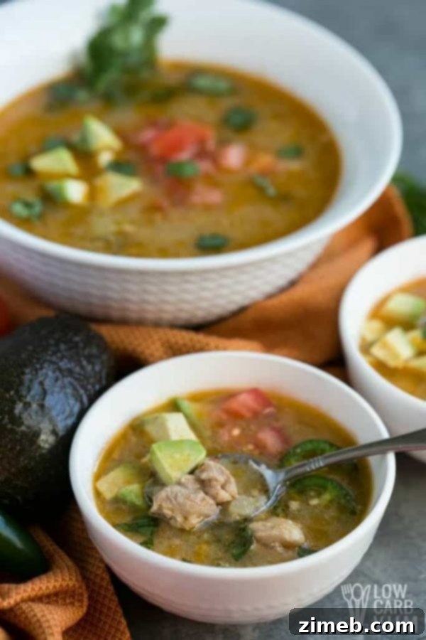 Pressure Cooker Low Carb Paleo White Chicken Chili Recipe, healthy and delicious.