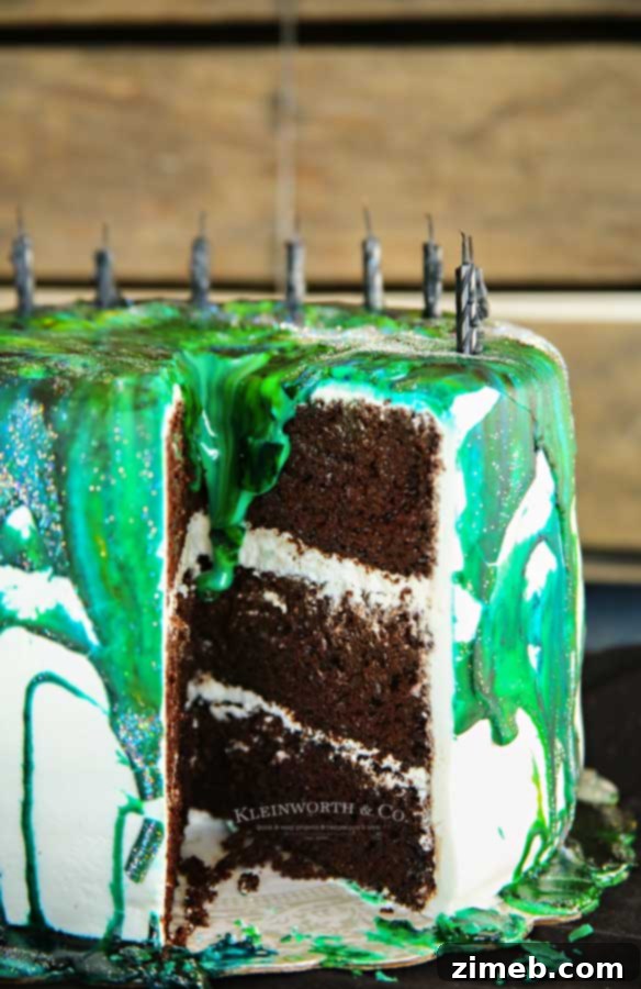 Simple Marbled Drip Glaze 7 easy marble icing recipe - Easy Marble Drip Icing on a cake stand