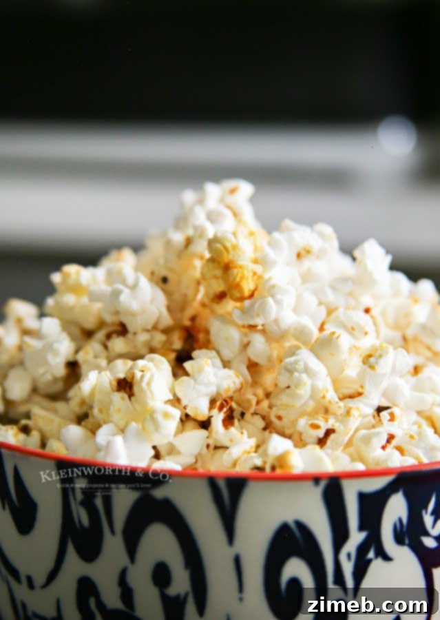 Stovetop Sweet & Salty Popcorn 5 Step-by-step image showing how to make homemade kettle corn