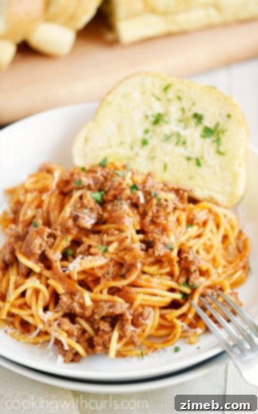 Super Simple Instant Pot Spaghetti – Classic spaghetti with meat sauce, cooked entirely in the Instant Pot for minimal cleanup.