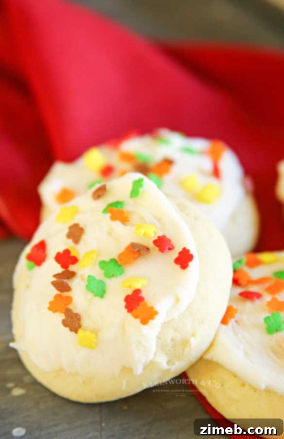 How to make Fall Lofthouse Sugar Cookies - Copycat Recipe