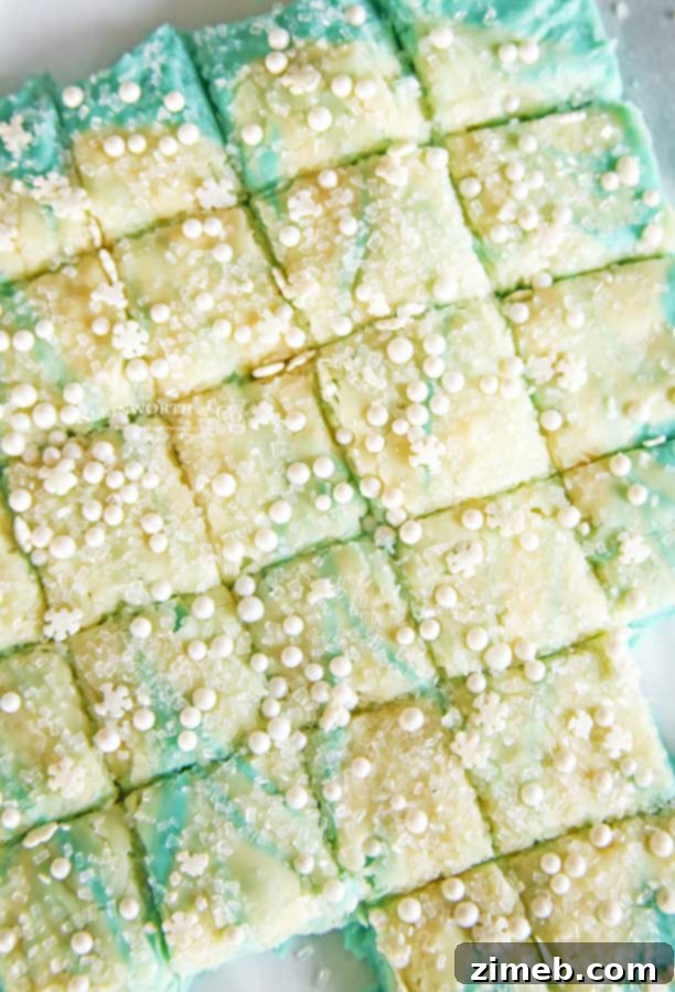 Microwave fudge recipe - Easy Snowflake Fudge