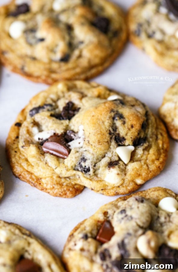 Oreo Cookie Bliss 6 Chocolate chunk buttery cookies with Oreos and white chocolate