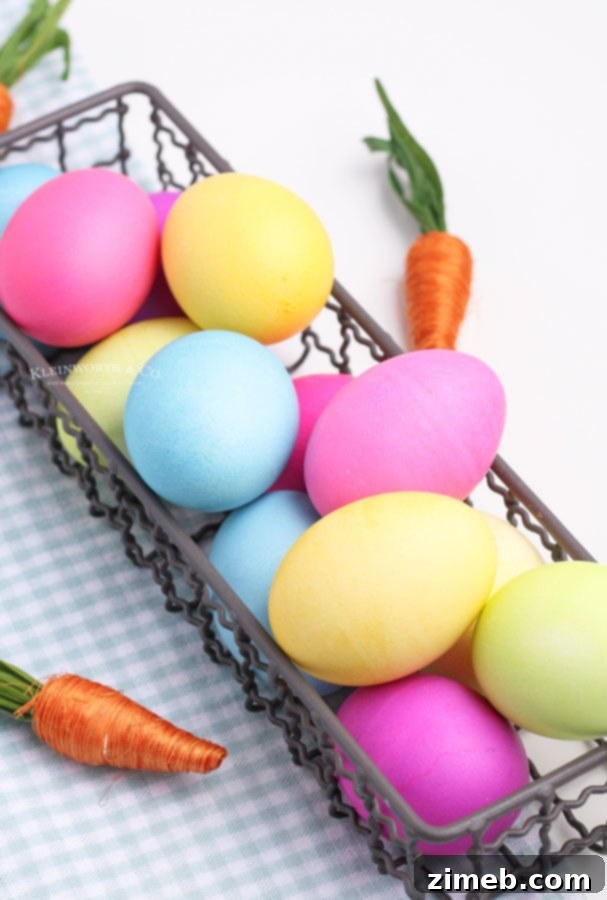 The Art of Vibrant Egg Dyeing 6 A collection of vividly dyed Easter eggs without using a commercial kit