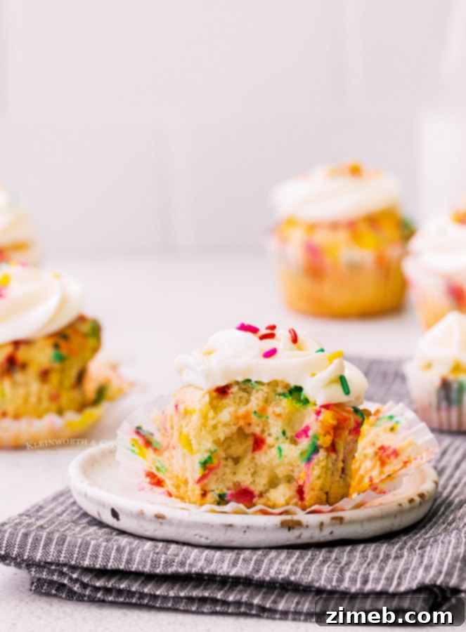Festive Funfetti Cupcakes 20 Confetti Cupcakes Recipe