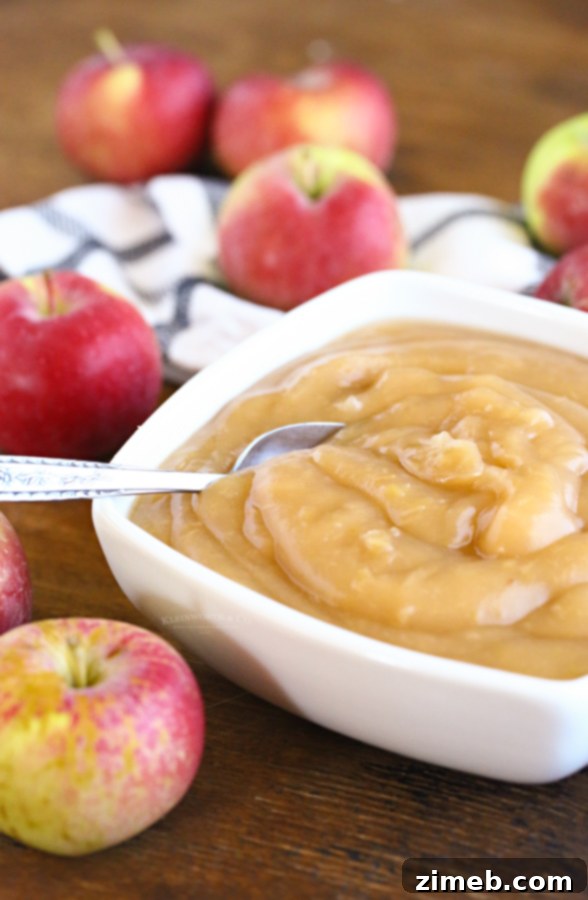 Easy applesauce recipe, freshly made