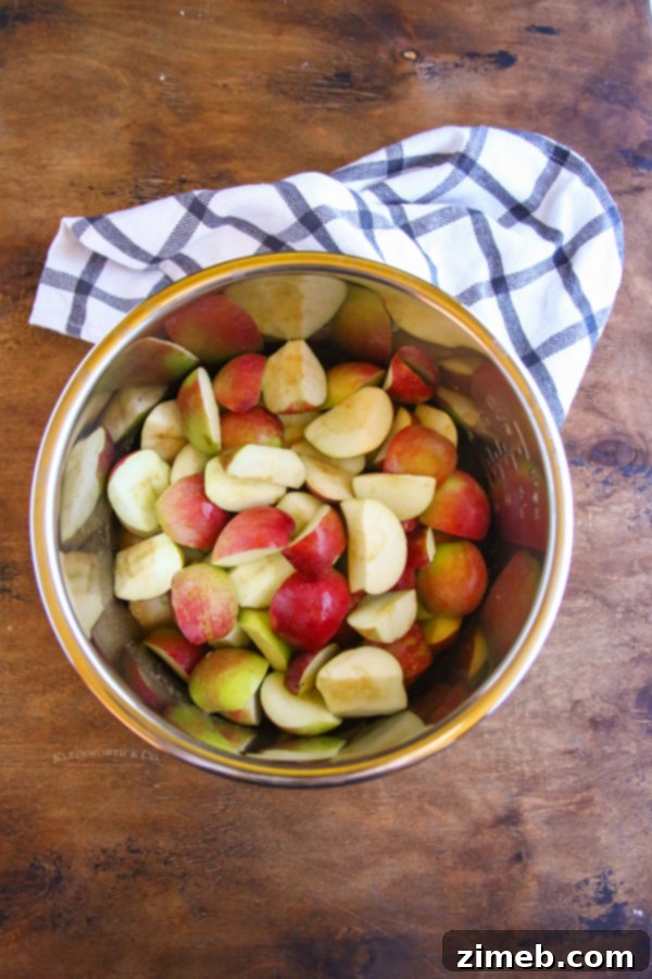 Prepared apples in the Instant Pot