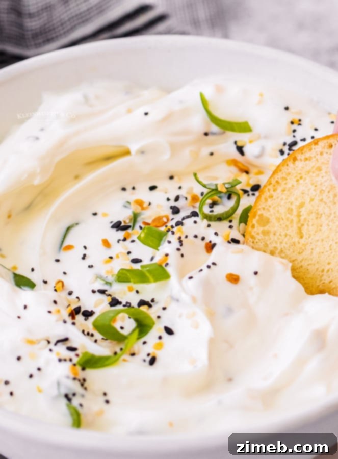 Everything Bagel Seasoning Recipe - Close-up of homemade seasoning blend.