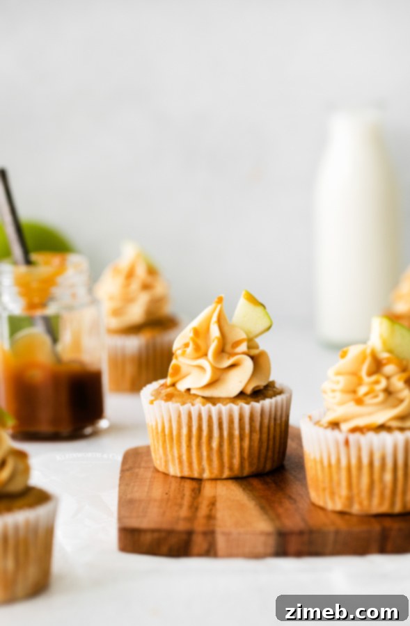 Autumn Apple Caramel Treats 4 Apple Cake with Caramel